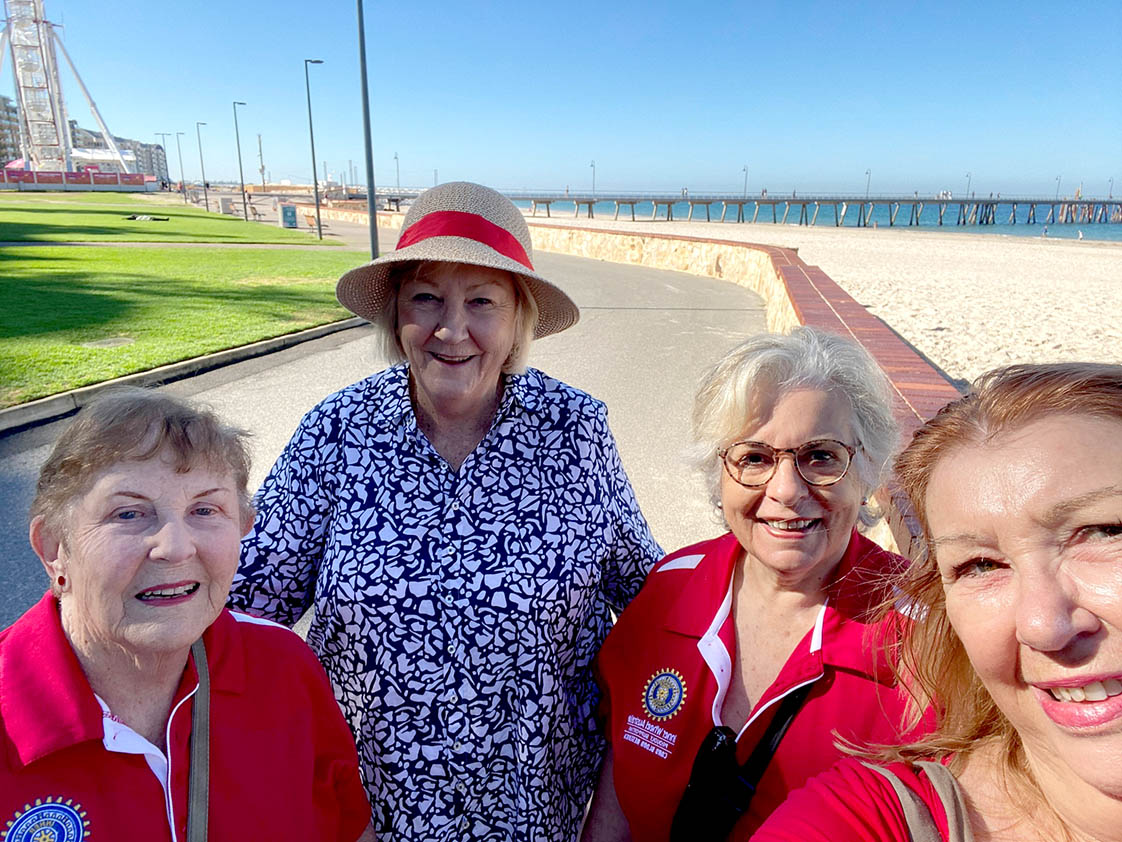 Inner Wheel Holdfast Marion club members
